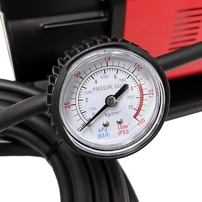 Draagbare Luchtcompressor – Elektrische Pomp – Auto Compressor – 12V Compressor – Mini Compressor – 10,3 BAR / 150 PSI – 300 L/min Capaciteit met Manometer en Draagtas