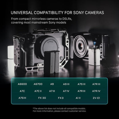 TILTA NP-FZ100 Batterijset en oplader, 4 batterijen van 2400 mAh en snellader USB-C PD 45 W met vier kanalen, compatibel met Sony ZV-E1-, A7 IV-, A7RIII-, FX3- en FX30-batterijen TBC-FZ100-B-GN