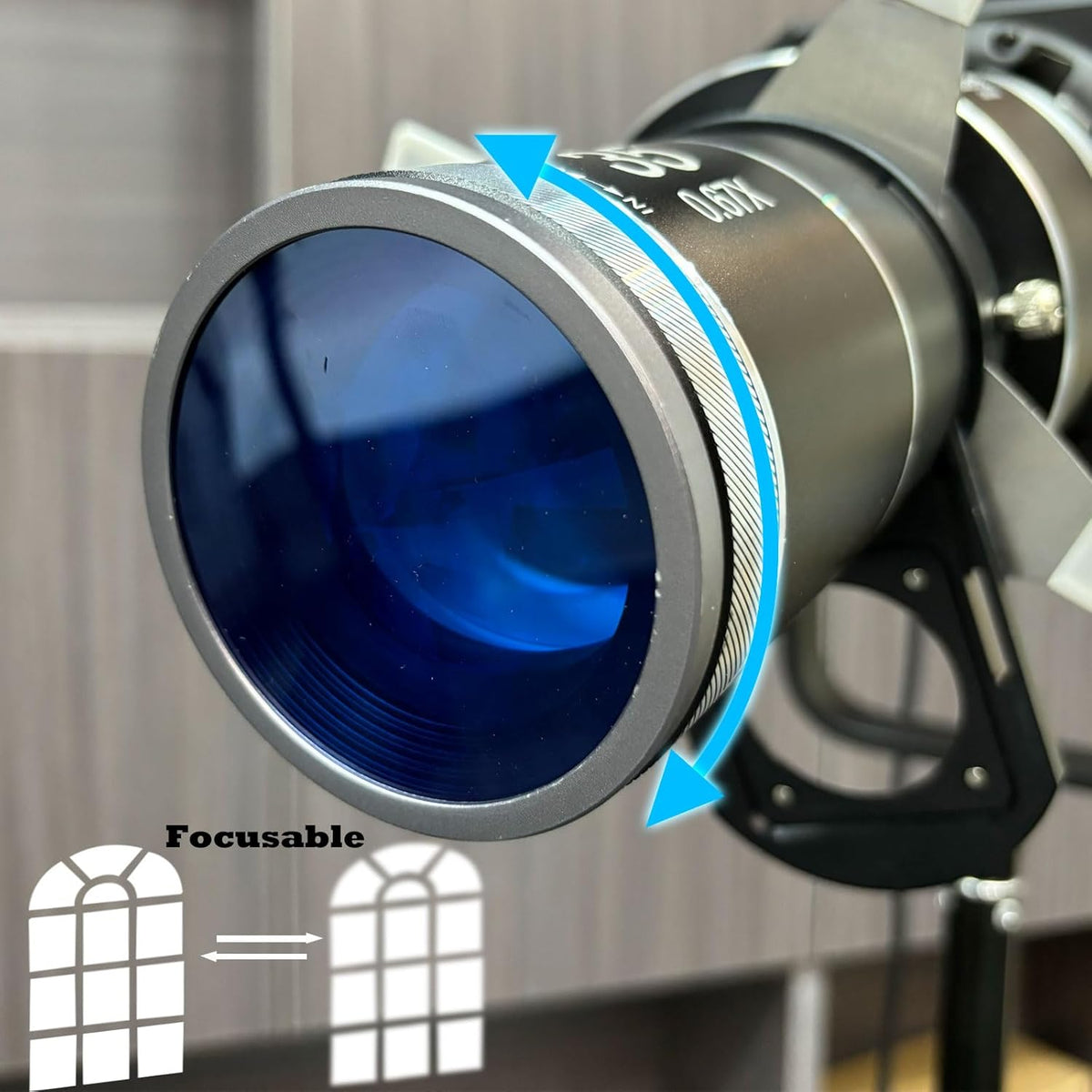 Bowens Mount Snoot DF DIGITALFOTO, Optische Snoot voor Monolight Portretten met Framing Shutter, Compatibel met Aputure Amaran 60D/XS/100X/D 200D/X, Godox SL60, 25 Gobo's