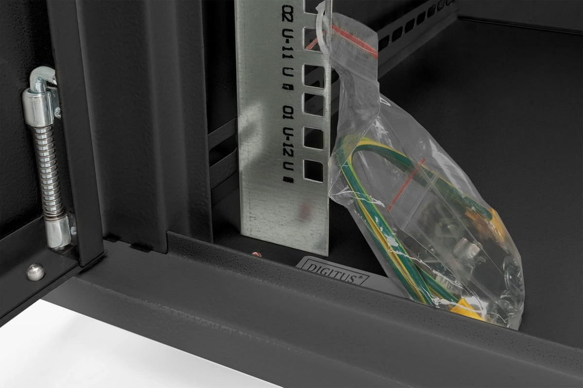 Netwerkkast – Serverkast, Rack, Datakast, Wandkast – 19 Inch, 12 HE, Wandmontage, 450 Mm Diepte, Zwart – Afsluitbare Frontdeur Met Veiligheidsglas – Verwijderbare Zijpanelen