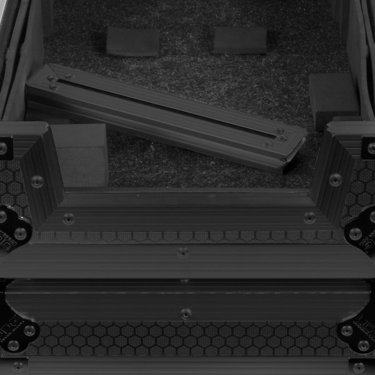UDG FlightCase Kofferbak voor Set CDJ/MIXER Black Plus (Trolley & Wielen)
