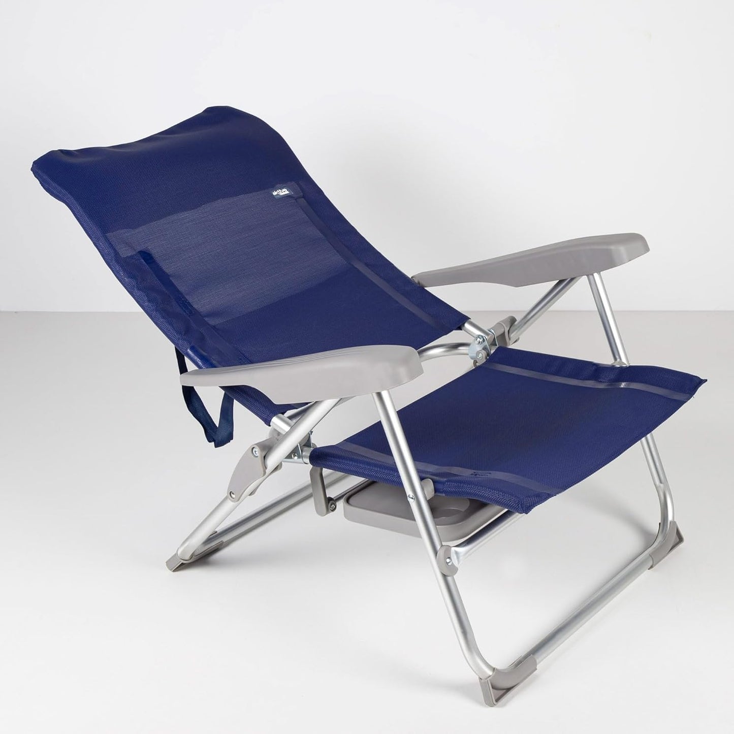 AKTIVE Set van 2 strandstoelen, plat inklapbaar, zeer compact, meerdere posities, 6 posities, met kussen en tafel, handgrepen voor eenvoudig transport, afmetingen 47 x 57 x 89 cm, van aluminium en