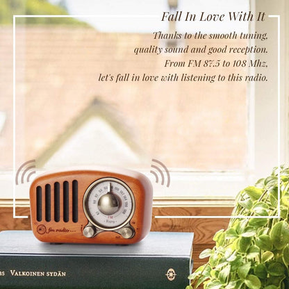 Draagbare Radio - Retro Radio - met FM - MP3-speler - via SD - Bluetooth - AUX - 270° Wijzerplaat - Battery-Aangedreven - 10.6 x 5 x 6.8 cm - Klassiek Kersenhout