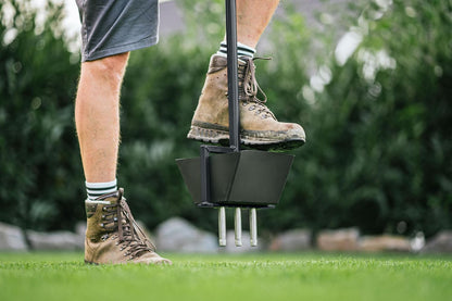 Handaerificer – Gazonbeluchter – Beluchtingsvork – Grasverdichter – Aerator – 3 Holle Lepels 20 mm – Gepoedercoat Stalen Frame Antraciet