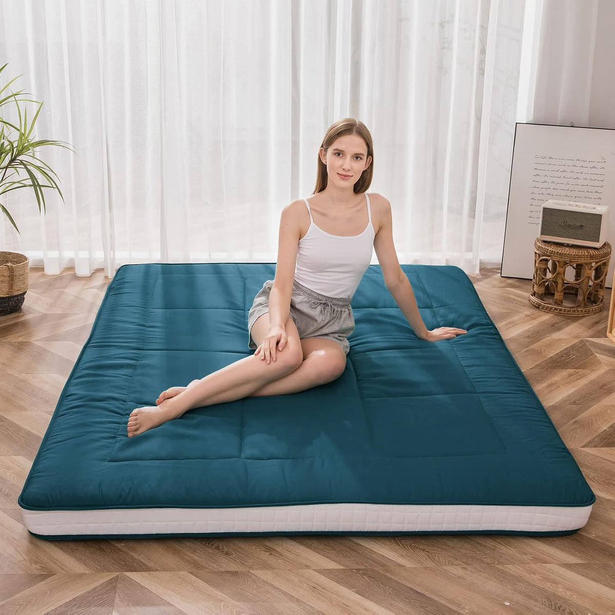 MAXYOYO Futon matras, gewatteerde Japanse vloermatras, gewatteerd, extra dik opvouwbaar slaapkussen, ademend vloerligbed, logeerbed (arduinkleur, kingsize)