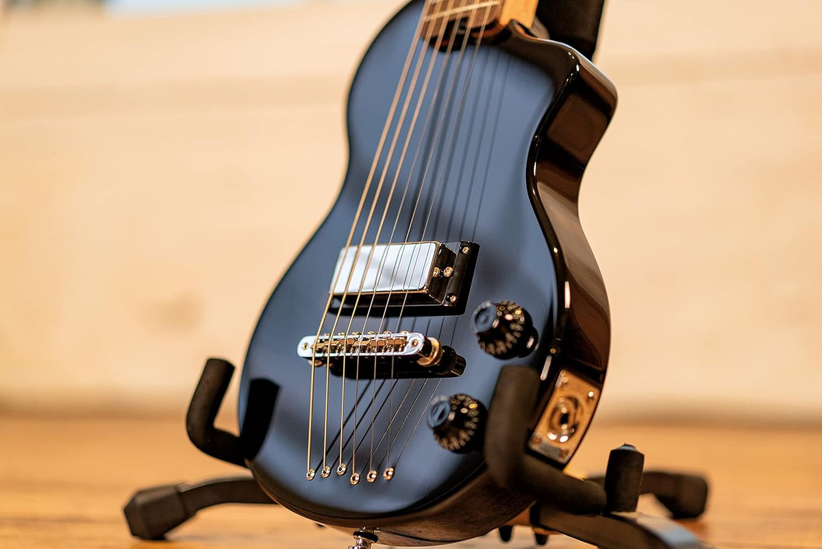 Blackstar BA226016 Carry-on Mini Jet Zwart elektrische gitaar - Perfect voor kinderen en volwassenen, beginners en reizen