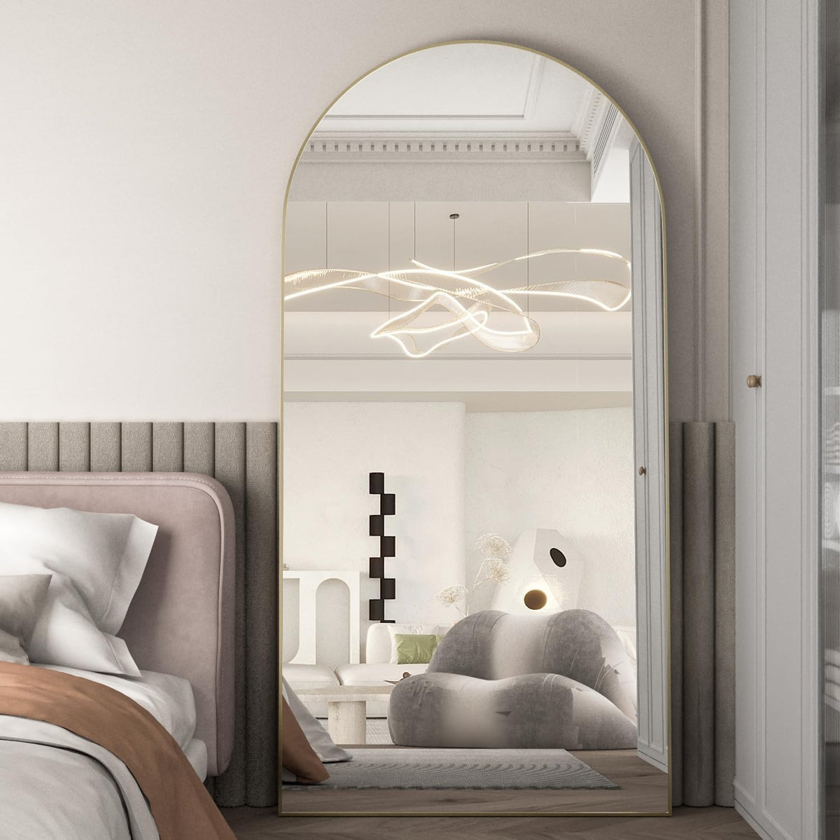 CASSILANDO Boogspiegel met volledige lichaam, 180 x 80 cm, vloerspiegel, vrijstaande full-body spiegel met standaard voor slaapkamer, hangend gemonteerde spiegel voor woonkamer, garderobe, goud