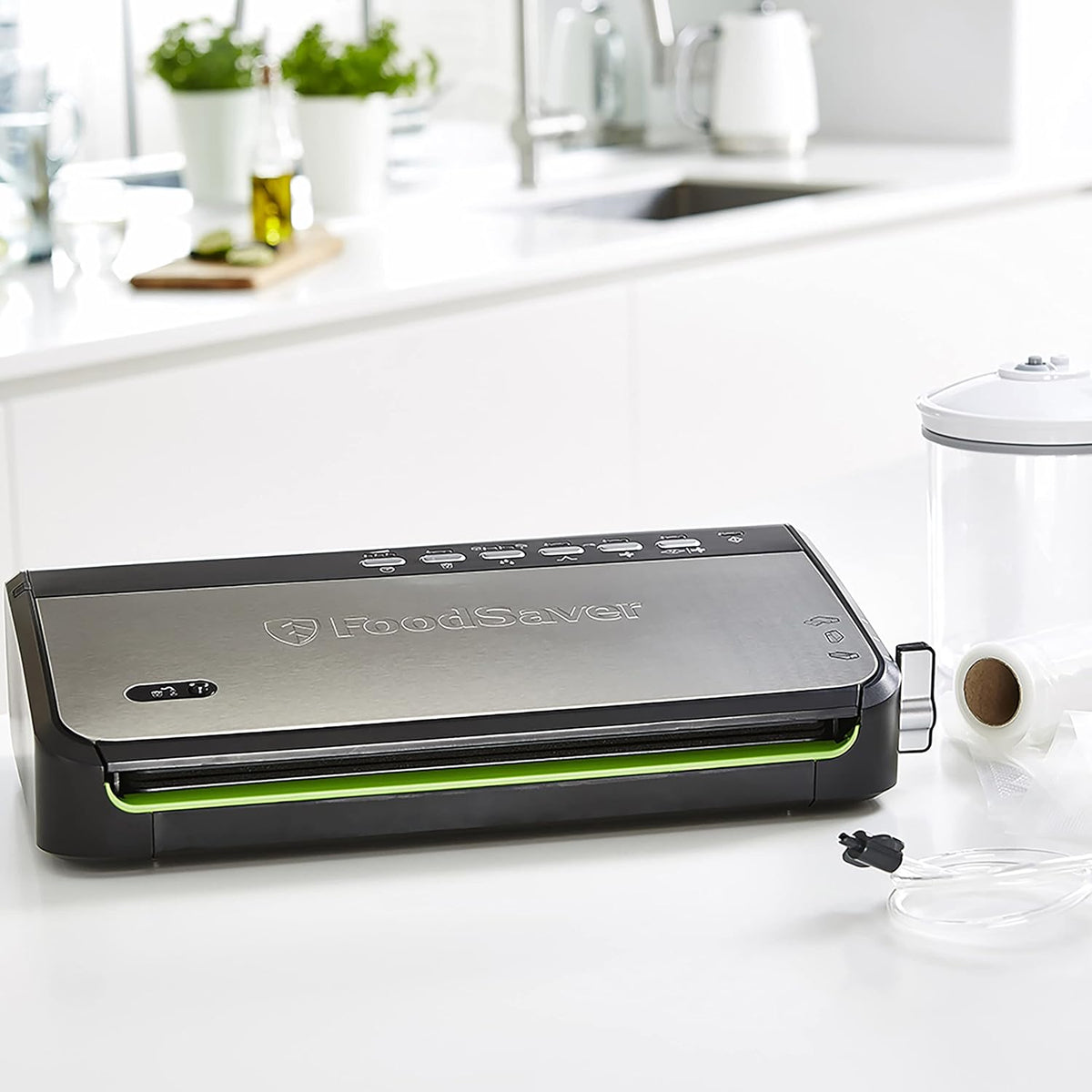 FoodSaver FFS005X vacuümmachine met opbergvak voor rol en snijder, pulsfunctie voor breekbaar voedsel, inclusief accessoires en bijpassende vacuümzakken