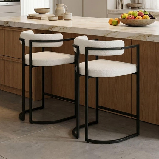Barkrukken – Keukenstoelen – Barstoelen – Ontbijtkrukken – Hoge Stoelen – Witte Faux Fur Bekleding – Stevig Metalen Frame – Zithoogte 70 cm - QUORE
