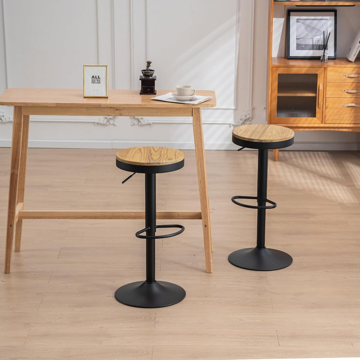 Kidol & Shellder barkrukken houten zitting, set van 2,360° draaibare krukken, verstelbare barkrukken bar hoogte, vintage industrieel, zwart