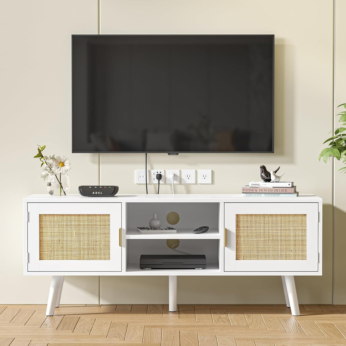 TV-meubel voor tv's tot 55 inch, rotan tv-console met 2 deuren en 2 open planken, Boho Media TV-kasten voor woonkamer, boerderij tv-units voor slaapkamer, wit