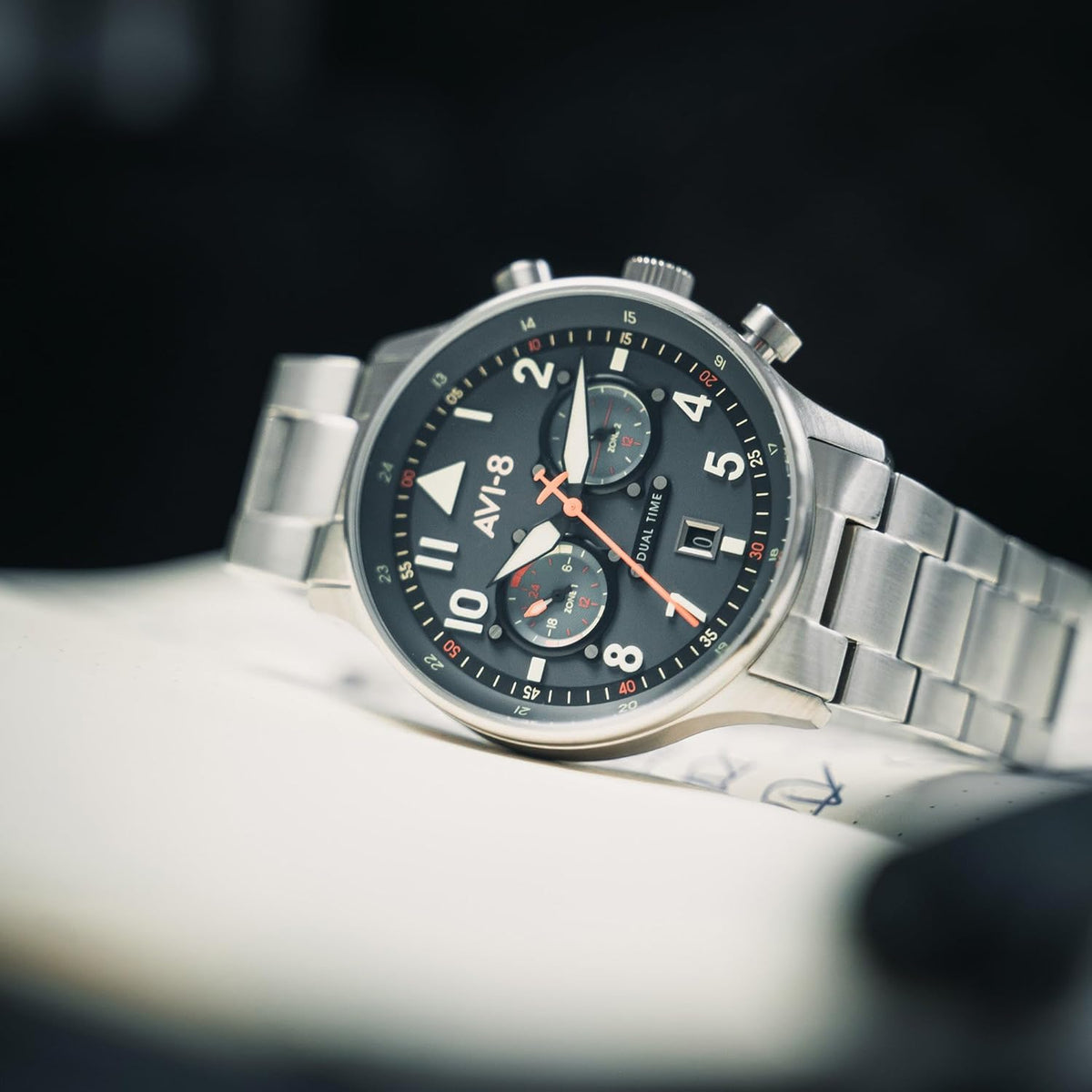 AVI-8 Hawker Hurricane Carey AV-4088, 43,5 mm, Japans kwarts-pilotenhorloge met lederen of roestvrijstalen band