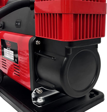 Draagbare Luchtcompressor – Elektrische Pomp – Auto Compressor – 12V Compressor – Mini Compressor – 10,3 BAR / 150 PSI – 300 L/min Capaciteit met Manometer en Draagtas