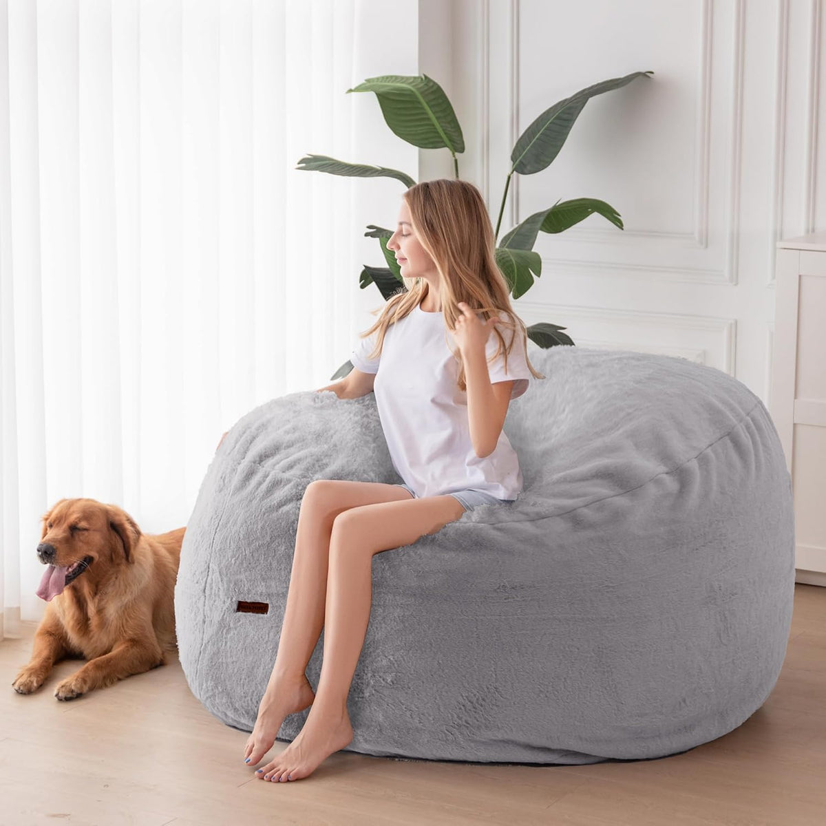 MAXYOYO Bean Bag Bed Convert from Bean Bag to Bed, Foam Bench with Shaggy Cover and Fluffy Filling for Adults, Teenagers and Guests, Grey, 150 x 200 cm