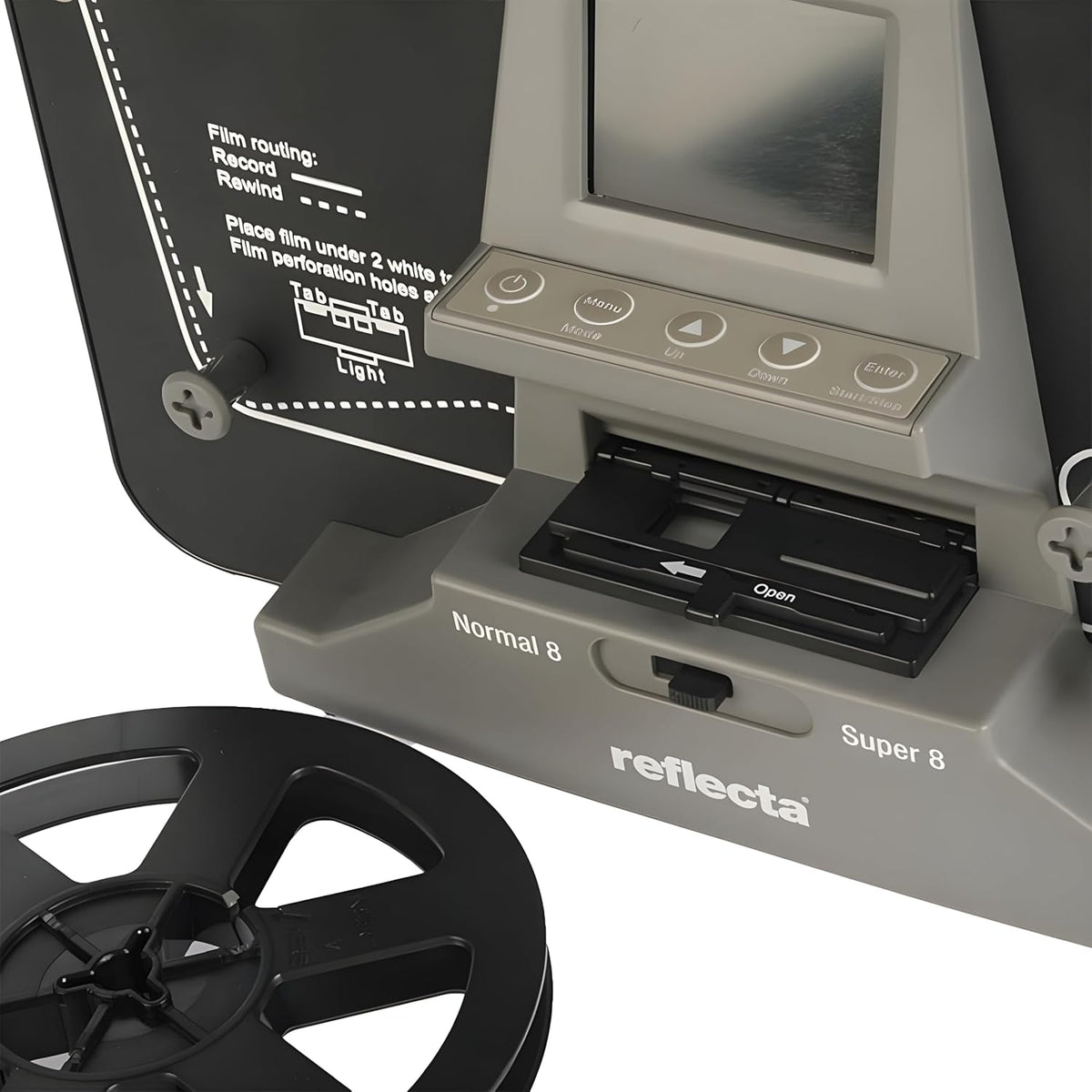Reflecta Film Scanner Super 8 & Normal 8 – Eenvoudige Digitalisering van Oude Filmrollen in HD Kwaliteit – Automatische Scanning, SD Opslag, Geen Computer Nodig