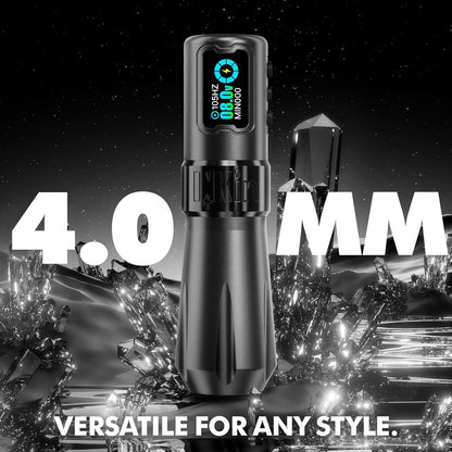 Draadloze Tatoeagemachine – Tattoo Pen – Tatoeëerstift – Tattoo Gun – Tatoeëermachine – 4,0 mm Slaglengte – Borstelloze Motor – 39 mm Grip – 2x 1600 mAh Batterijen