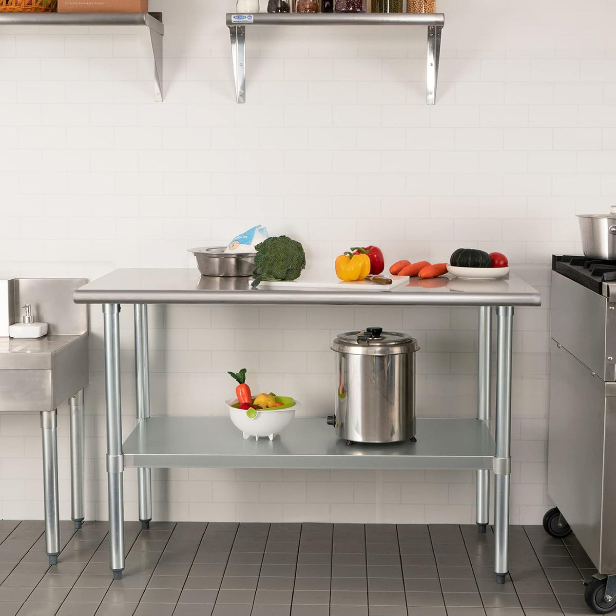 HARDURA Roestvrij Staal Tafel 61×152 cm met Onderkast en Gegalvaniseerde Benen Zware Duty Commercieel Voedselbereidingstafels voor Restaurant Keuken Thuis en Hotel