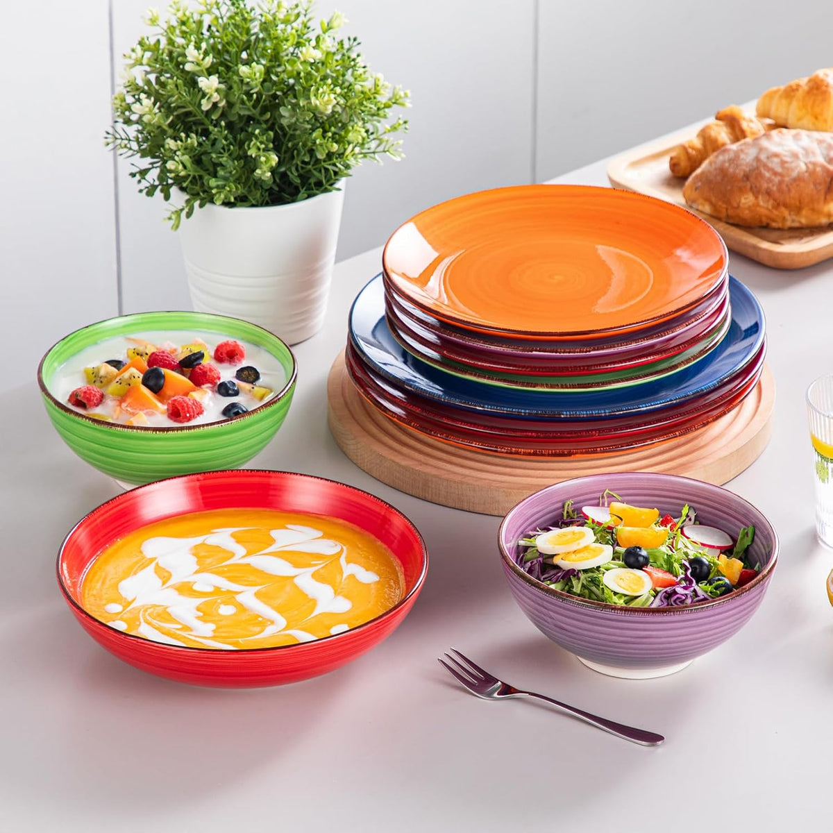 vancasso Bonita Tafelservies voor 6 personen, 24-delig, aardewerk, modern dinercombiservies met elk 6 platte borden, slaborden, soepborden en kommen