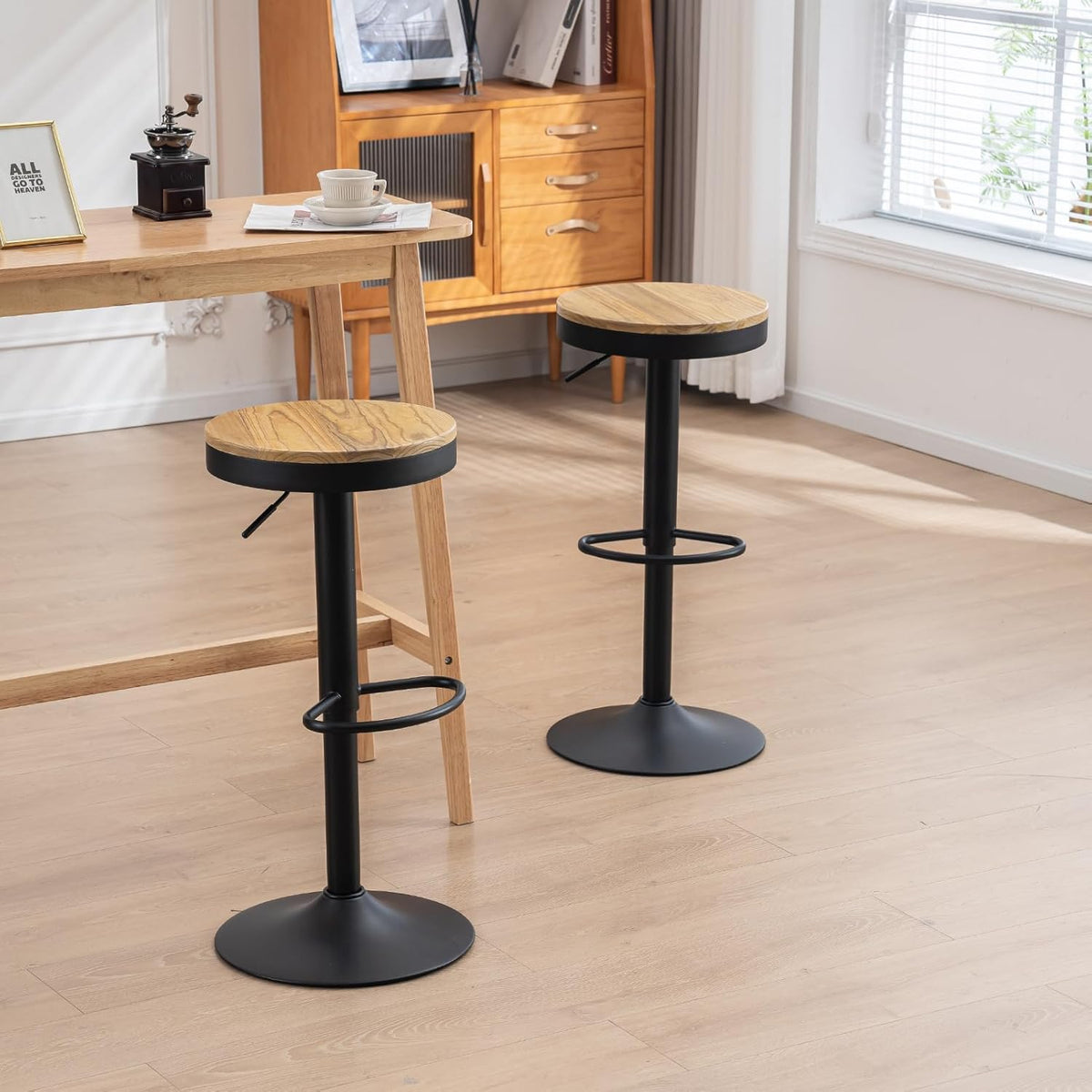 Kidol & Shellder barkrukken houten zitting, set van 2,360° draaibare krukken, verstelbare barkrukken bar hoogte, vintage industrieel, zwart
