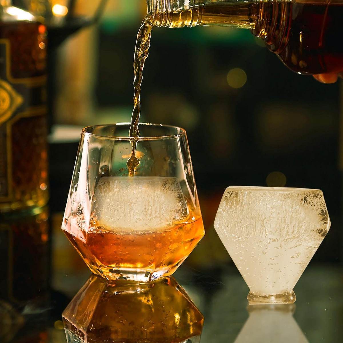 VEVOR Ice Diamond Press, 2,4 Inch IJsbalmaker, Luchtvaart Aluminium Kit Met Tong en Druppelbak Voor Whisky, Cocktail, Bourbon, Schot op Feest