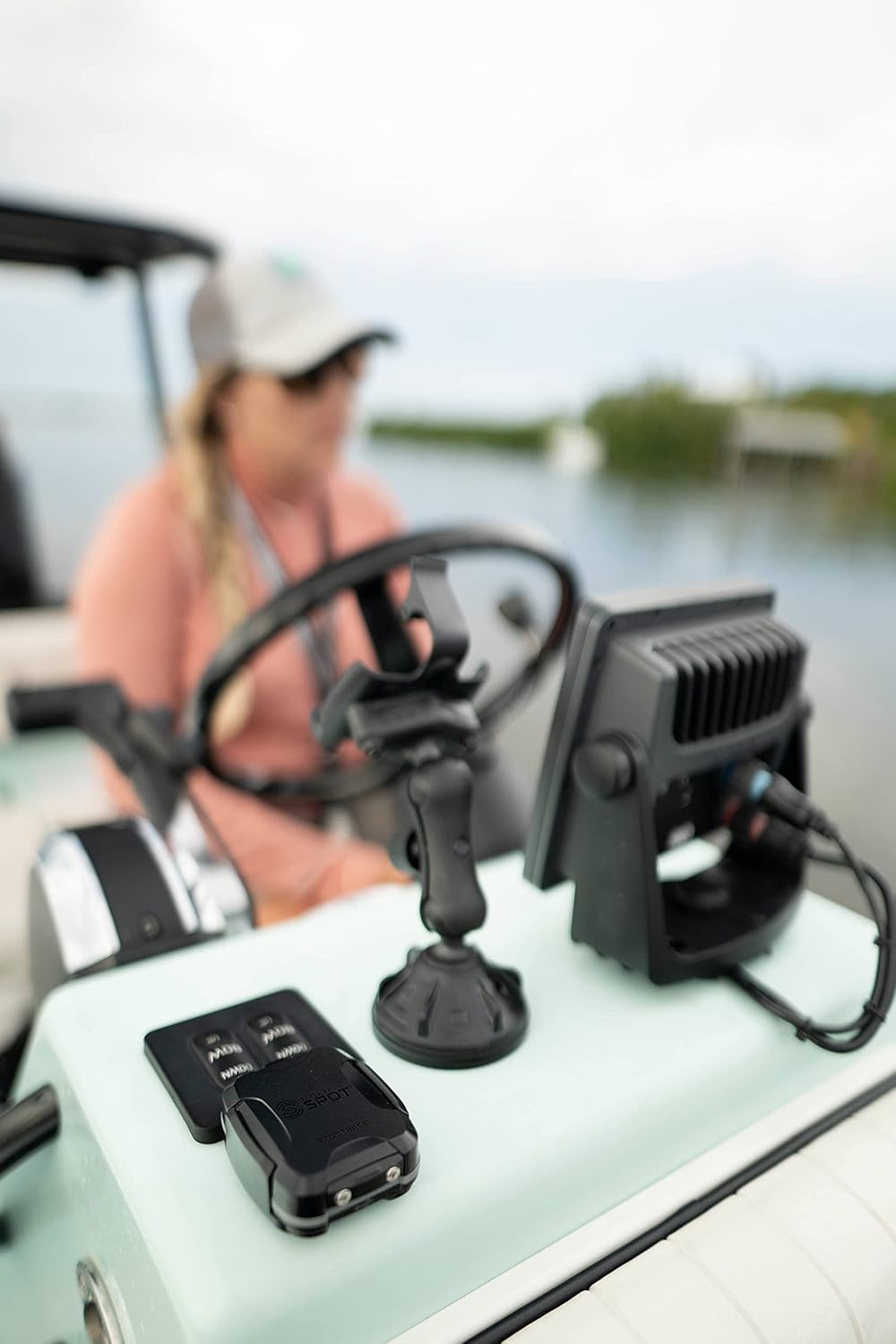 Spot Trace GPS-tracker, compact satellietvolgapparaat voor voertuigen, boten, mobiele apparatuur en afgelegen activa, Globalstar satellietnetwerk, abonnement vereist