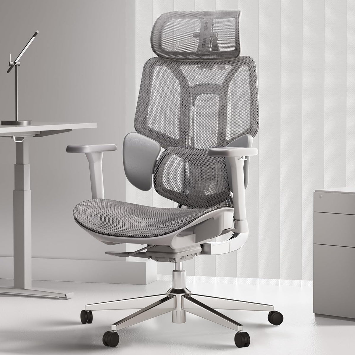 Hbada E3 Air Ergonomische Bureaustoel met 3-Zone Dynamische Lendensteun, 3D Verstelbare Hoofdsteun, 3D Verstelbare Armleuningen, Grijs