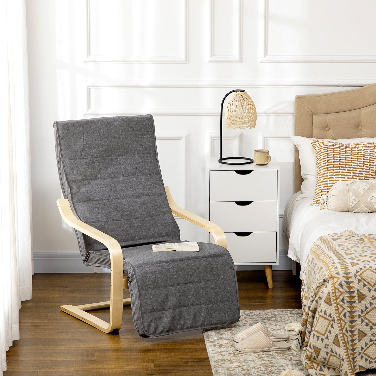 Relaxfauteuil – Fauteuil – Lounge stoel – Schommelstoel – Verstelbare stoel – Grijs – Verstelbare Voetensteun in 5 Standen – Massief Houten Frame