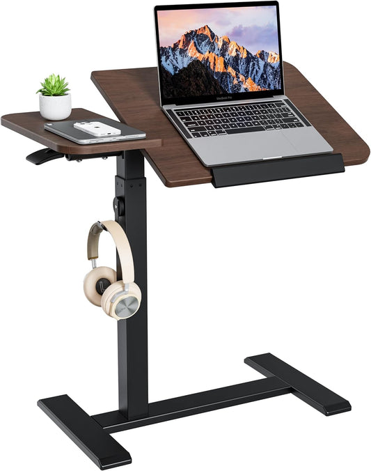 ETHU Overbedtafel met in hoogte verstelbaar, 67-101 cm pneumatische lift mobiel bureau met wielen, 20 kg laadvermogen, rollend laptopbureau voor nachtkastje, bank en thuiskantoor (donkerbruin)