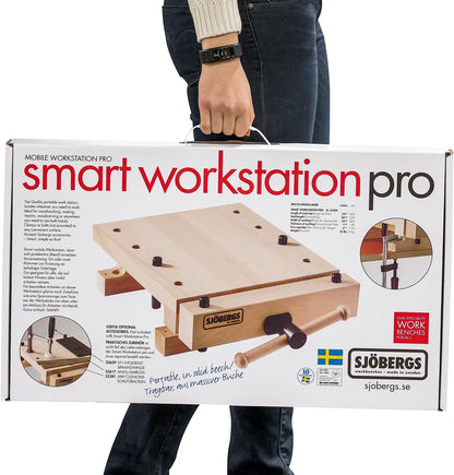 Sjöbergs SJO-66690K Smart Workstation Pro Bankschroef, 4,13 cm dik beukenblad, mini-werkbank, kurkkkaken, draagbare hardhoutklem voor houtbewerking, werkoppervlakte van 53 x 37 cm