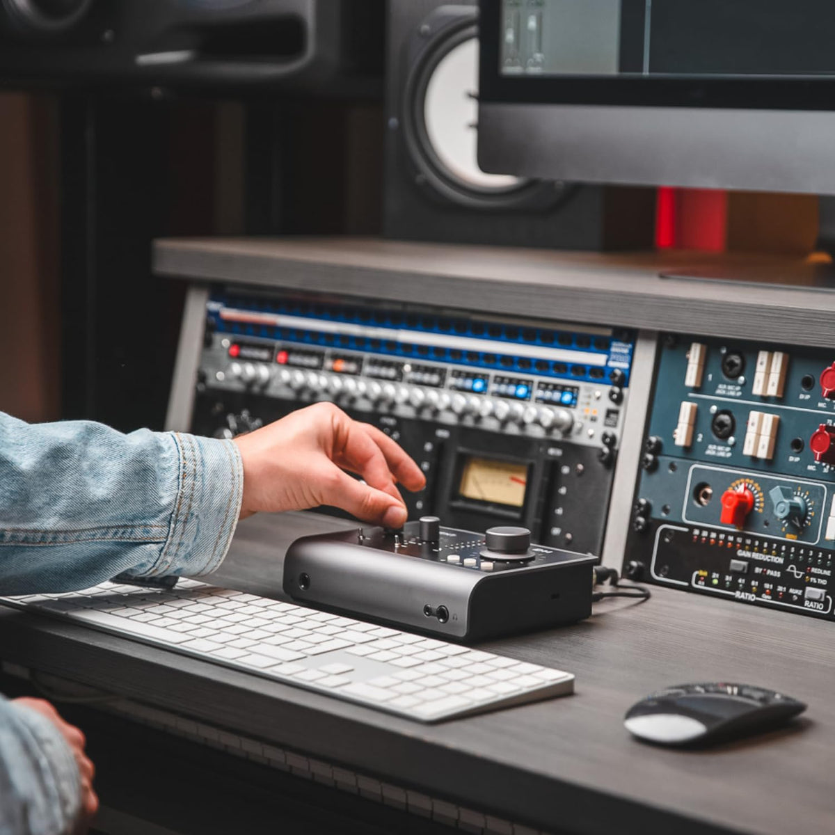 Audient iD14 MKII Audio-interface, 2 klasse-A-microfoonvoorversterkers (High Performance USB-audio-interface, USB-C-aansluiting, Monitor Mix en Monitor Panning-functie, 2 koptelefoonuitgangen), zwart