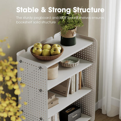 Fenge Boekenplank 4 lagen moderne displayrek plank met Pegboard, kleine boekenkast met verstelbare planken voor woonkamer, slaapkamer, thuiskantoor, 61,6 × 31,2 × 85,3 cm, Wit