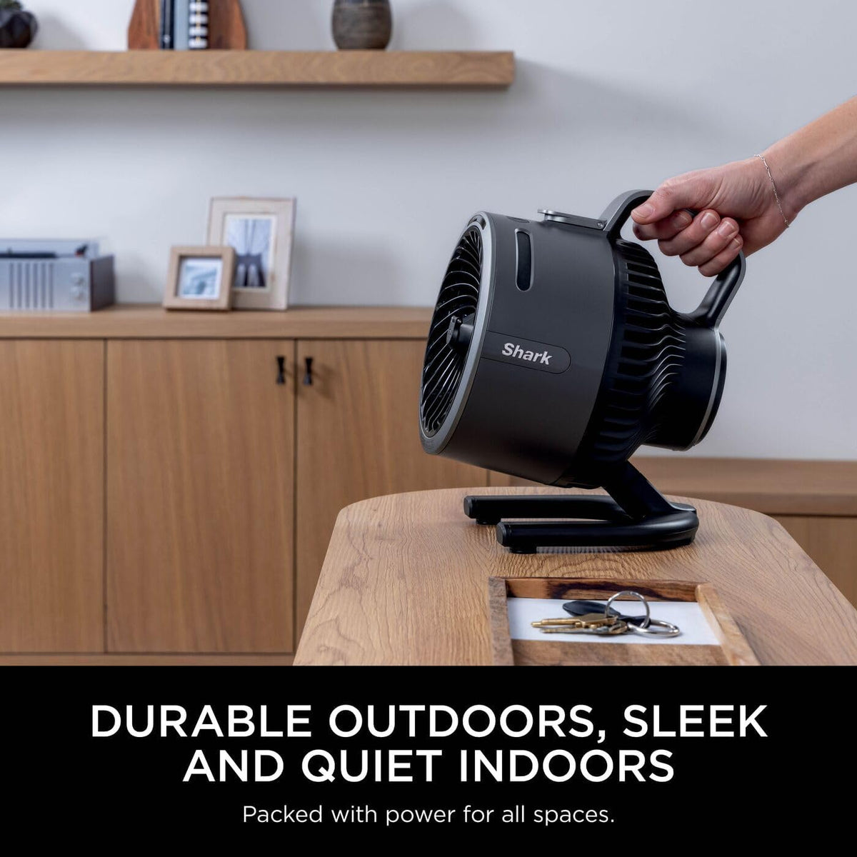 SHARK FlexBreeze HydroGo Krachtige draadloze ventilator met mist, binnen- en buitenkoeling, stil en duurzaam, compact en licht, luchtstroom tot 20 m, carbon FA050UK