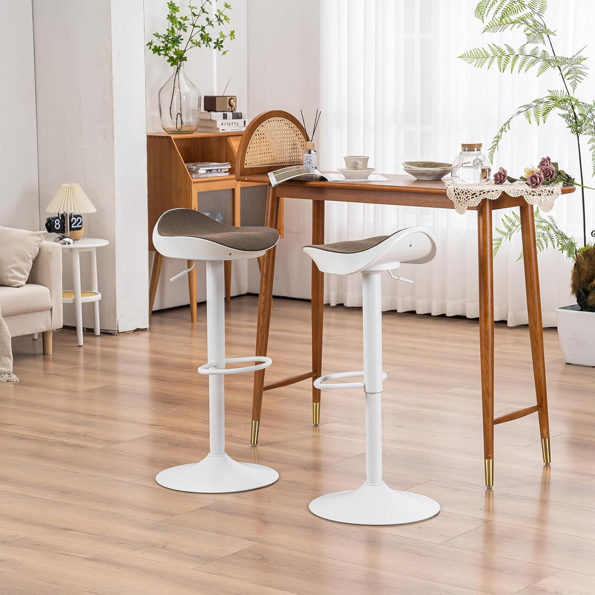 Kidol & Shellder Barkruk, eetkamerstoelen, set van 2, wit, bruin, fleece, teddy in hoogte verstelbaar, 360 graden van PU en metaal, voor huis, keuken, toonbank, bistro