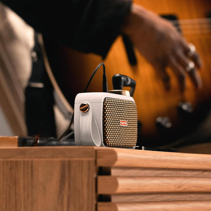 Positive Grid Spark GO 5 W ultra draagbare slimme gitaarversterker, hoofdtelefoonversterker en bluetooth-luidspreker met smart app voor elektrische gitaar, akoestische gitaar of bas, parel