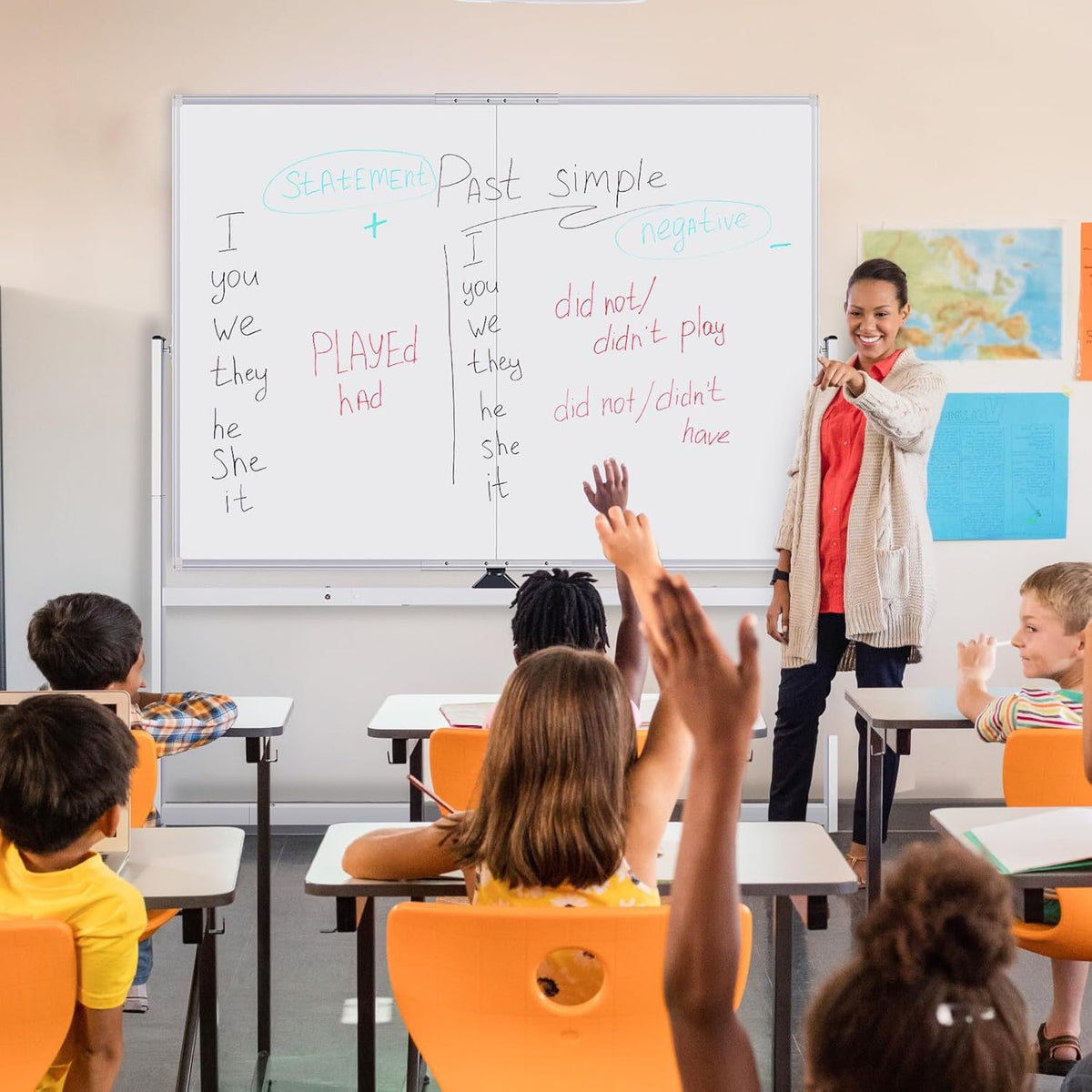 maxtek Whiteboard met standaard, dubbelzijdig magnetisch aluminium frame, mobiel whiteboard met pennen, sponzen, bordwisser
