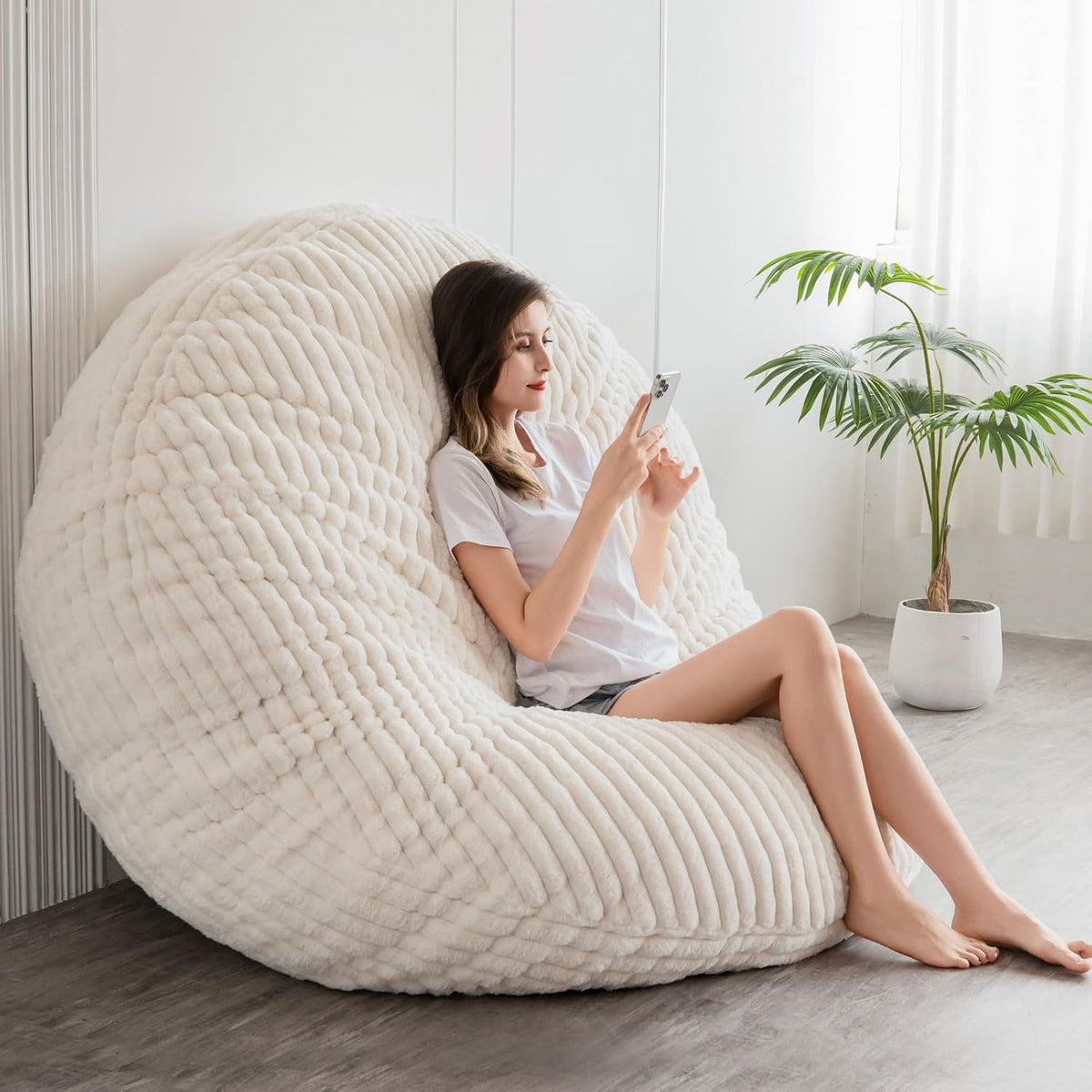 MAXYOYO Huge Bean Bag Bed, Square Bean Bag Chair, Large Faux Fur Sofa and Fluffy Filling for Adults Couples Guests (Corduroy Beige, 150x150cm)