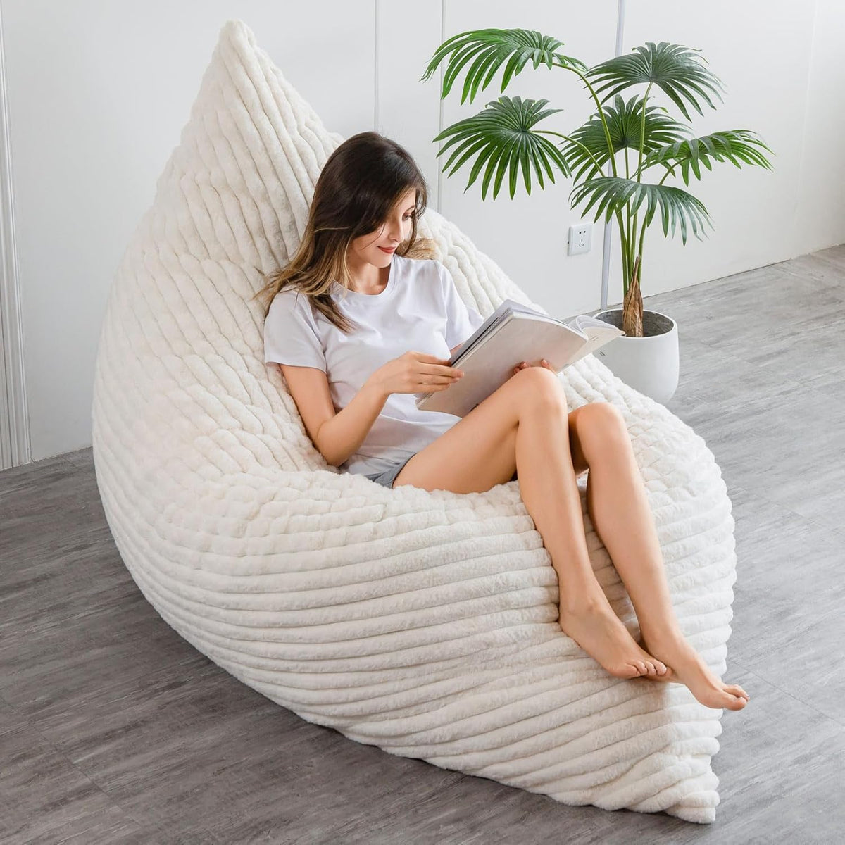MAXYOYO Huge Bean Bag Bed, Square Bean Bag Chair, Large Faux Fur Sofa and Fluffy Filling for Adults Couples Guests (Corduroy Beige,135x190cm)