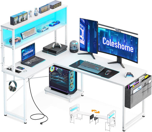 Coleshome Gaming tafel L-vorm met led en stopcontacten, 135 × 100 cm omkeerbaar gamingbureau met legplanken, hoekbureau met opbergtas voor thuiskantoor en gaming, wit
