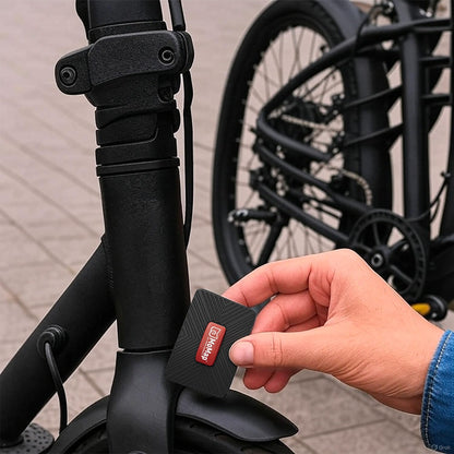 MoMap Mini Plus 4G GPS-tracker voor auto en motorfiets met app iOS/Android, live lokalisatie, internationale SIM met abonnement inbegrepen, real-time alarm, app en ondersteuning, 100% Italiaans