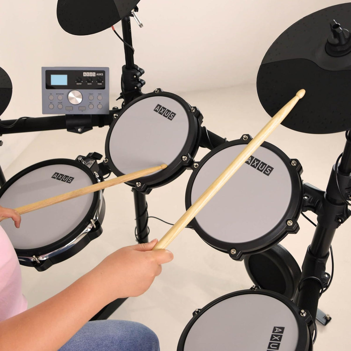 Axus AXK5 Elektronisch Drumstel - Complete Set met Mesh Heads, 25 Geluiden, USB MIDI, Koptelefoon, Kruk & Stokken Inbegrepen - Perfect voor Beginners Volwassenen Kinderen Thuis Oefenen