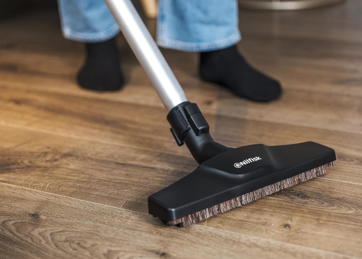 Nilfisk Select Stofzuiger – HEPA Anti-Allergie Stofzuiger – Geschikt voor Vloeren en Tapijten, Verwijdert Huisdierenharen – Zwart (BLSU13P08A1)