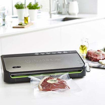 FoodSaver FFS005X vacuümmachine met opbergvak voor rol en snijder, pulsfunctie voor breekbaar voedsel, inclusief accessoires en bijpassende vacuümzakken