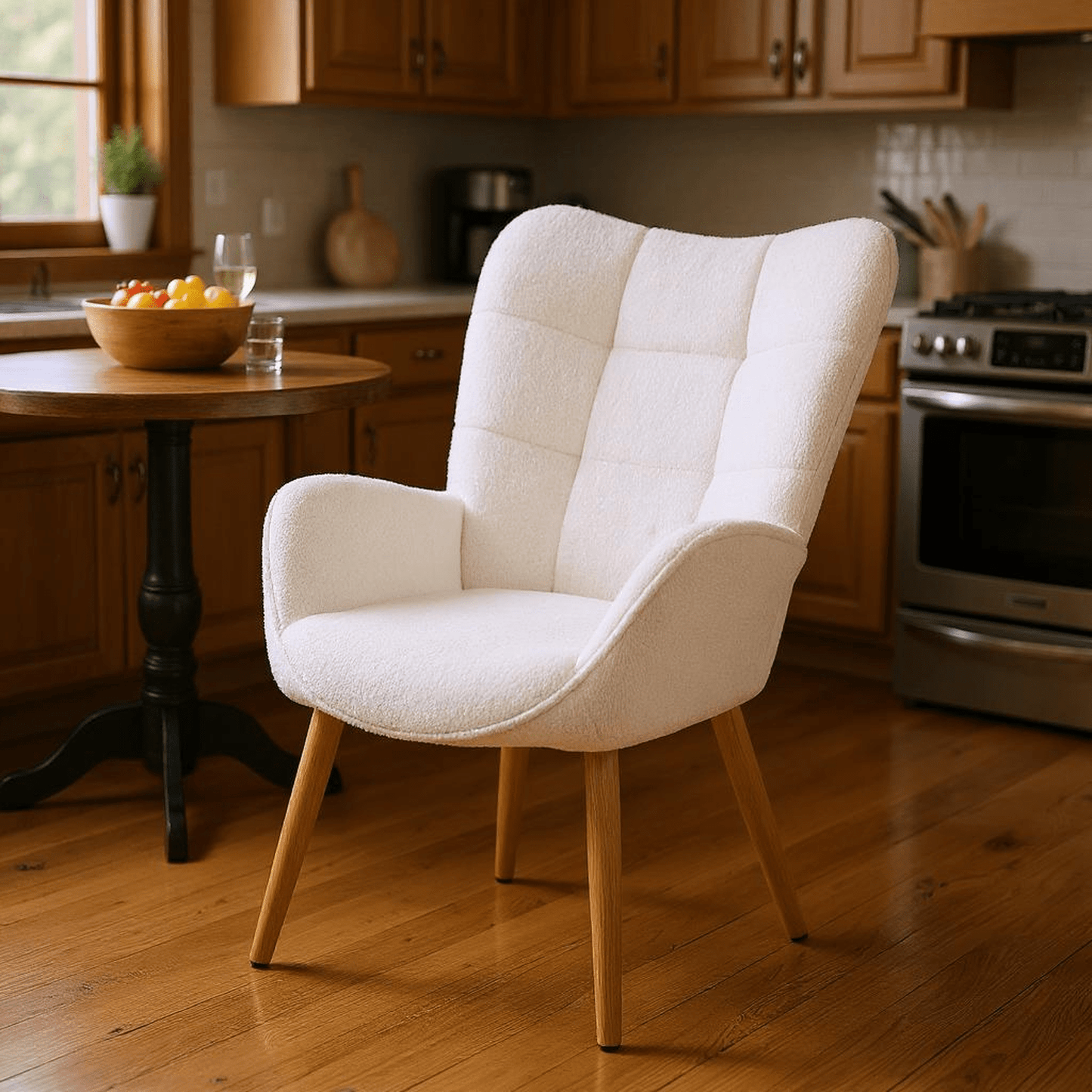 Eetkamerstoel – Stoel – Dining Chair – Armstoel – Dinerstoel – Beige Variant – Gewatteerde Teddy-Stof – Stevig Houten Frame – Ergonomisch & Comfortabel – 72x62x90,5 cm