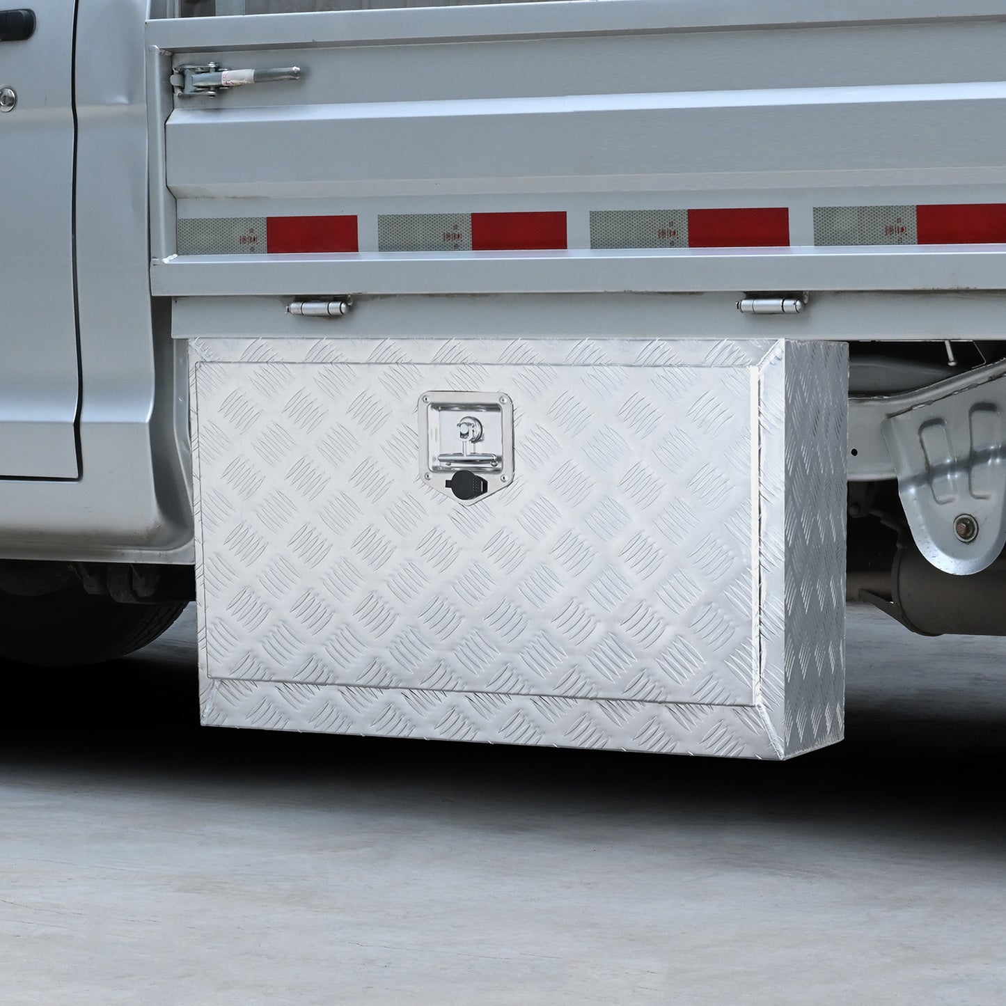 Afsluitbare Gereedschapskist – Gereedschapskoffer – Opbergbak – Transportkoffer – Opbergbox – Aluminium Diamondplaat – Waterdicht Met Slot – 76 x 35,5 x 40,5 cm