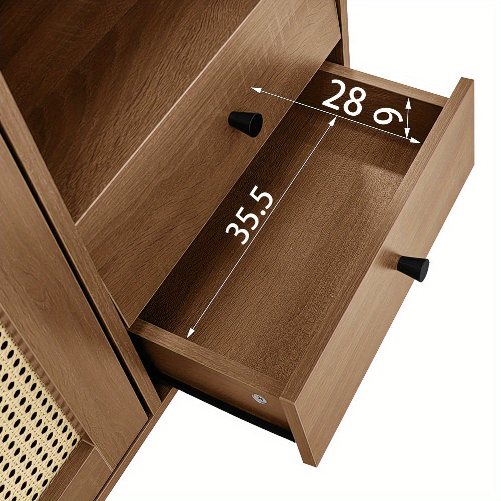 Dressoir – Sideboard – Opbergkast – Kast – Buffetkast – Landelijke Stijl – Rieten Deuren – Magnetische Sluiting – Verstelbare Legplanken – 130 x 75,5 x 40 cm – Stevige Constructie