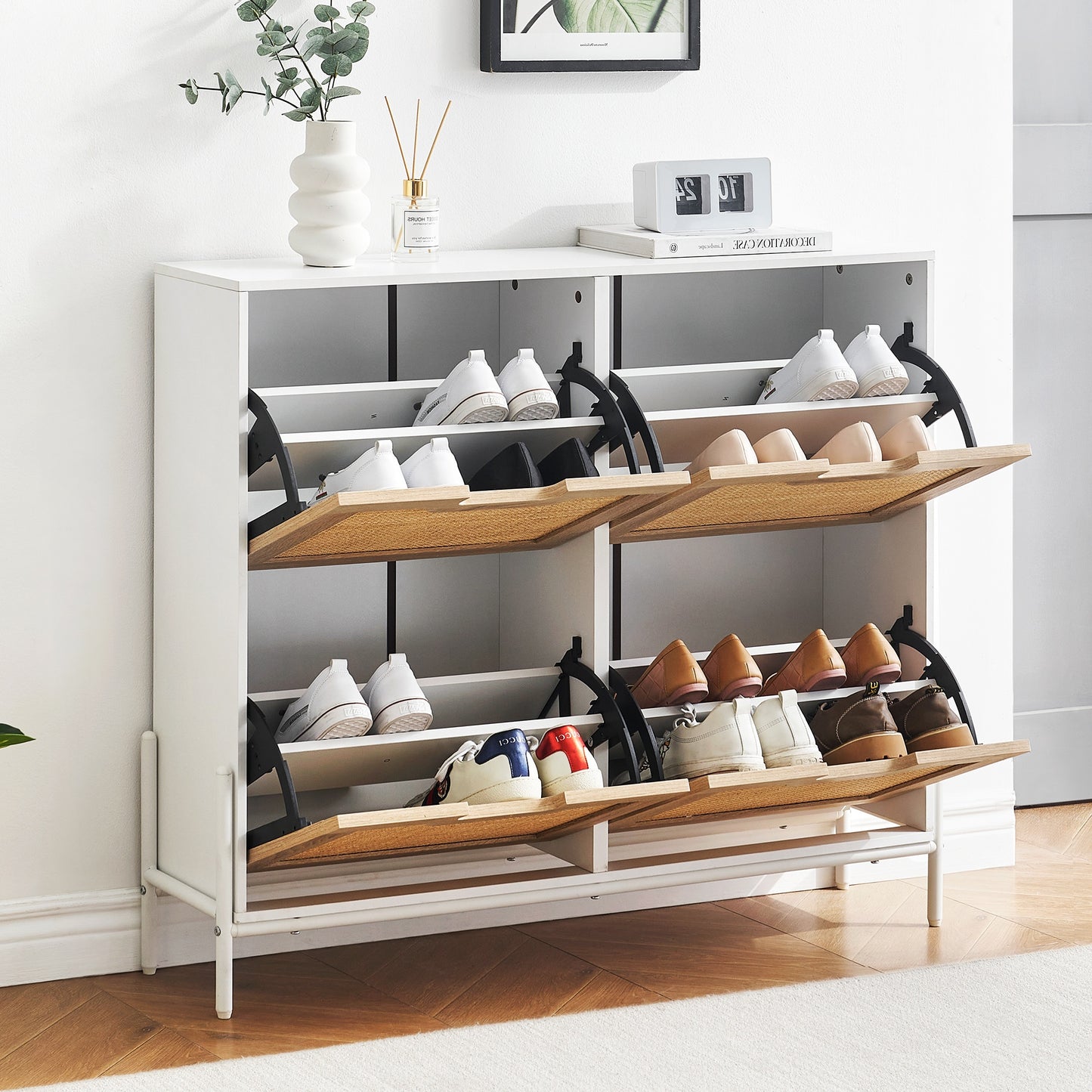 Schoenenkast – Schoenenrek – Schoenenopberger – Schoenenmeubel – Schoenenopbergkast – 4 Klapdeuren – 3 Verstelbare Planken – MDF Hout – Vrijstaand – Compact – Stevig