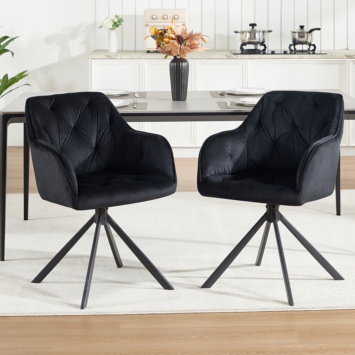 Eetkamerstoelen – Stoelen – Kuipstoelen – Fauteuils – Woonkamerstoelen – Beige Velvet Bekleding – Met Armleuningen en Metaal Kruispoot