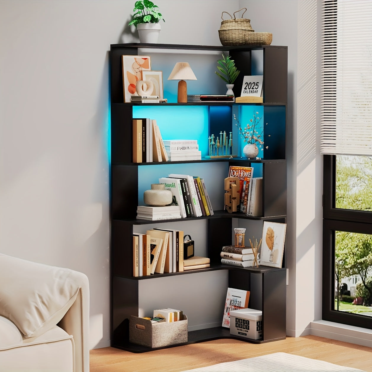 Boekenrek Hoekboekenkast Boekenplank Vakkenkast Stellingkast – Zwart – 5-laags – Hardhout & Spaanplaat – Vrijstaand Triangel Ontwerp – Ruimtebesparend – 68,5 cm Hoog – Eenvoudige Montage Zonder Gereedschap