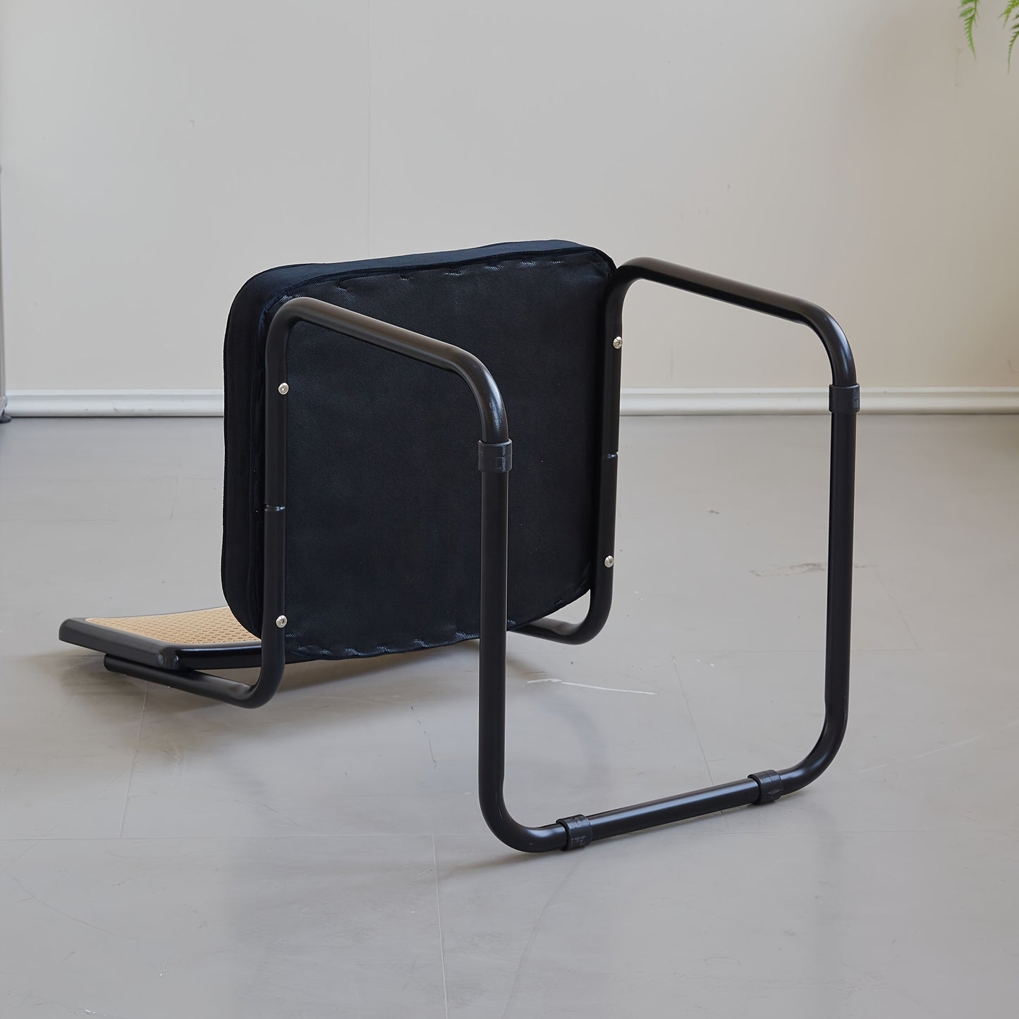 Eetkamerstoel – Keukenstoel – Draaistoel – Kuipstoel – Zwarte Fluwelen Stoel – Met Metalen Poten – Rieten Rugleuning – Ergonomisch Comfort