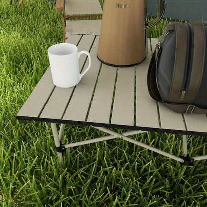 Oprolbare Tafel – Inklapbare Tafel – Opvouwbare Tafel – Campingtafel – Buitentafel – Aluminium X-Frame – Verstelbare Hoogte – 95 x 55 cm – Lichtgewicht Khaki